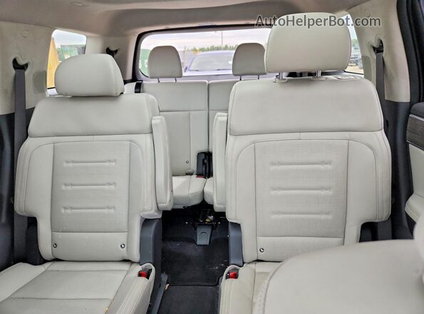 5NMP5DGL5RH017333 2024 HYUNDAI SANTA Brown Rear seats view