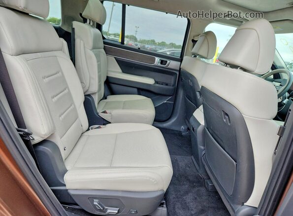 5NMP5DGL5RH017333 2024 HYUNDAI SANTA Brown Rear interior view
