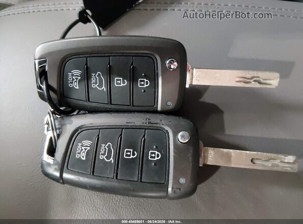 5NMS23AD8KH135543 2019 HYUNDAI SANTA FE Black Вид панелі приладів
