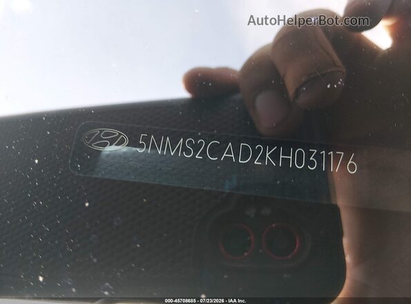 5NMS2CAD2KH031176 2019 HYUNDAI SANTA FE White Շարժիչի բաժամունքի տեսք