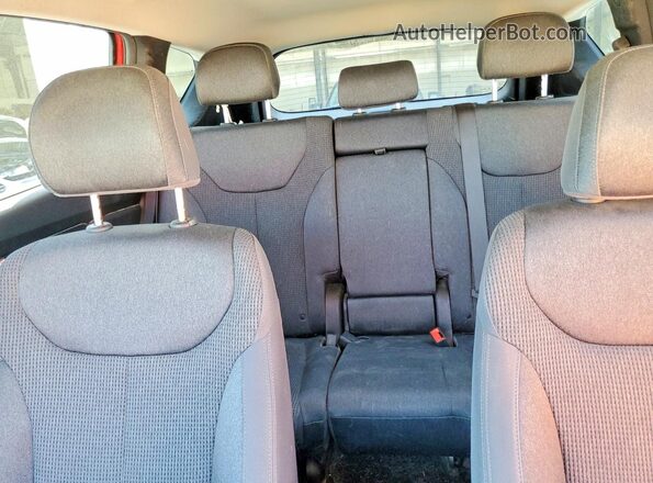 5NMS2CAD4KH099981 2019 HYUNDAI SANTA Red Widok tylnych siedzeń