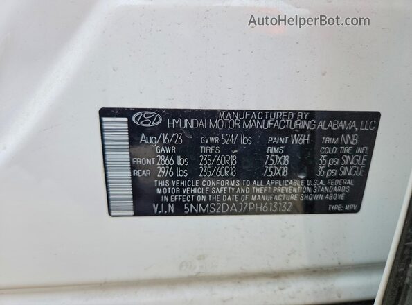 5NMS2DAJ7PH613132 2023 HYUNDAI SANTA White Widok komory silnika