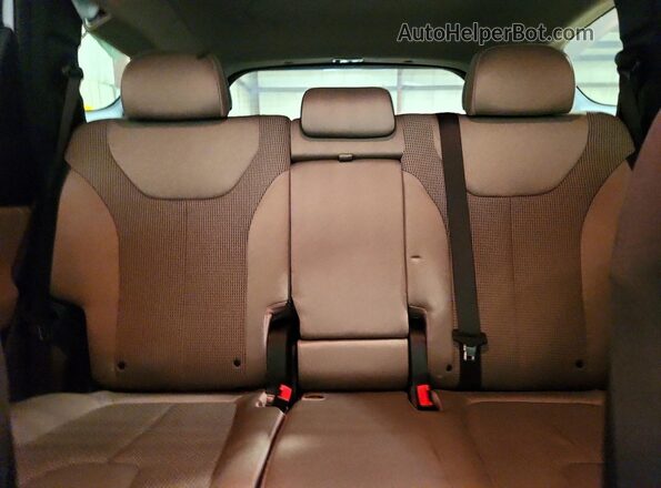 5NMS33AD8KH024178 2019 HYUNDAI SANTA White Vista de los asientos traseros