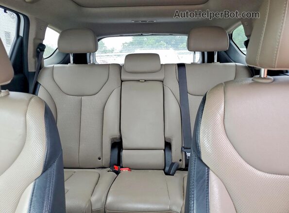 5NMS3CAA2LH299679 2020 HYUNDAI SANTA White Vista de los asientos traseros