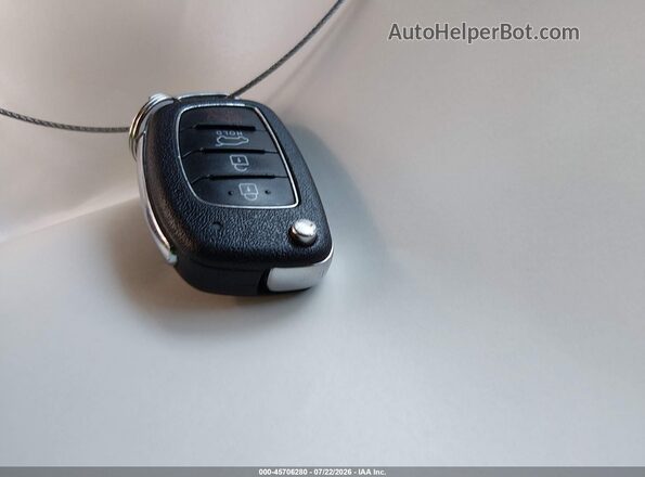 5NMZT3LB8JH098970 2018 HYUNDAI SANTA FE SPORT White წინა პანელის ხედი