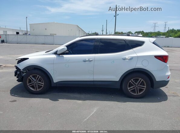 5NMZU3LB9HH009995 2017 HYUNDAI SANTA FE SPORT White 