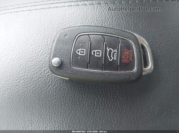 5NMZUDLB0HH031325 2017 HYUNDAI SANTA FE SPORT Black Dashboard view
