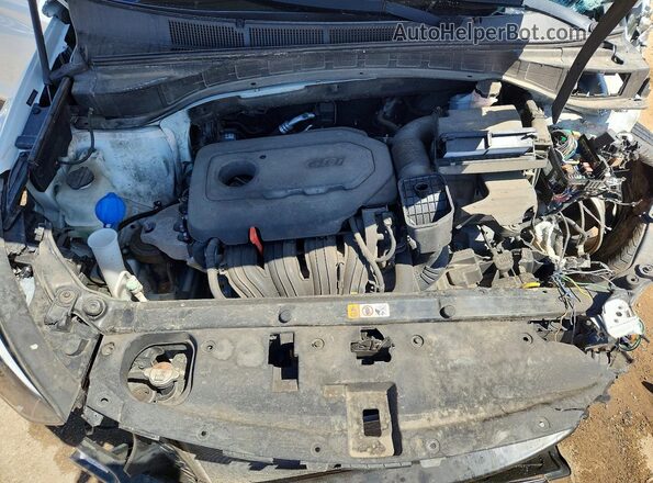 5NMZUDLB2JH062887 2018 HYUNDAI SANTA White Սալոնի հետևի տեսք