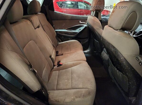 5NMZUDLB8HH022629 2017 HYUNDAI SANTA Black Rear interior view