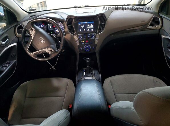 5NMZUDLB9HH005967 2017 HYUNDAI SANTA White Vista del salpicadero