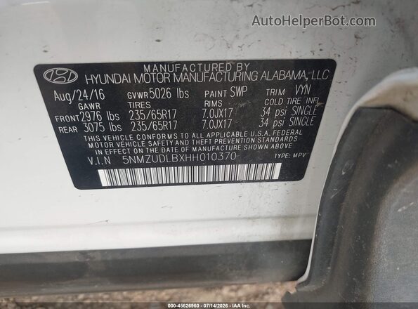 5NMZUDLBXHH010370 2017 HYUNDAI SANTA FE SPORT White Engine compartment view