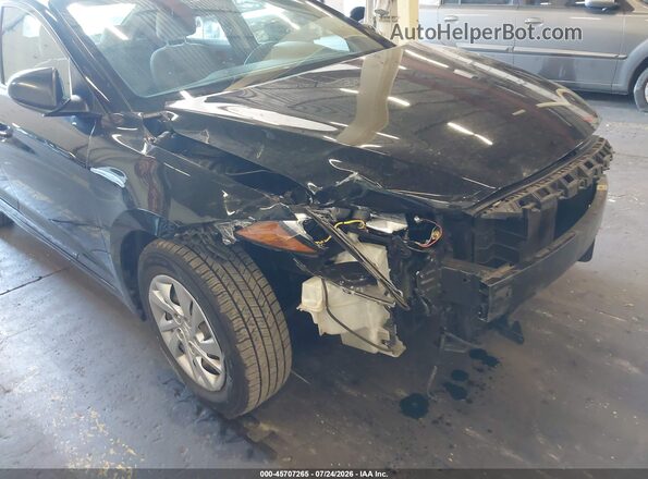 5NPD74LF0HH192460 2017 HYUNDAI ELANTRA Black Вид спереду
