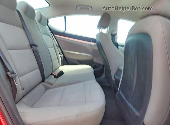 5NPD74LF0KH496749 2019 HYUNDAI ELANTRA Red Widok tylnych siedzeń