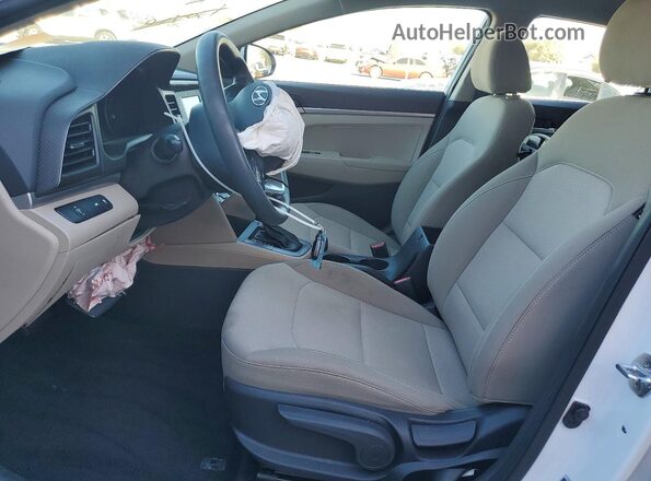 5NPD74LF0LH513020 2020 HYUNDAI ELANTRA Белый Вид салона спереди
