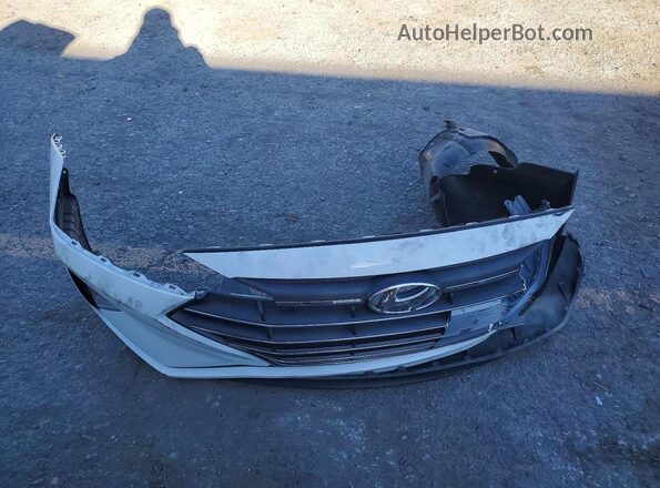 5NPD74LF0LH513020 2020 HYUNDAI ELANTRA Белый Вид подкапотного пространства