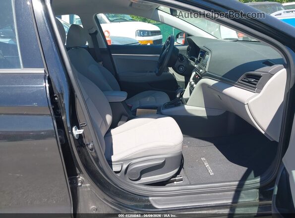 5NPD74LF0LH600495 2020 HYUNDAI ELANTRA Gray Вид салону спереду