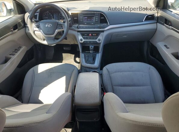 5NPD74LF1HH111823 2017 HYUNDAI ELANTRA White Vista del salpicadero