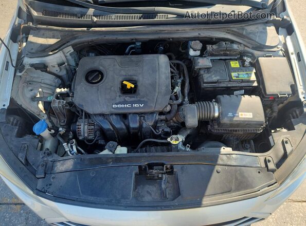5NPD74LF1HH168250 2017 HYUNDAI ELANTRA Silver Widok wnętrza z tyłu