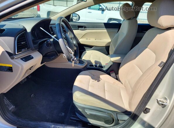 5NPD74LF1HH170659 2017 HYUNDAI ELANTRA Silver Widok wnętrza z przodu