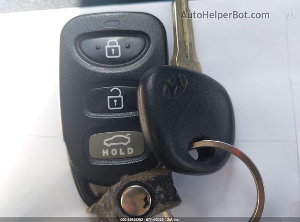 5NPD74LF1HH189003 2017 HYUNDAI ELANTRA Серебряный Вид панели приборов