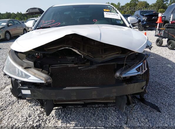 5NPD74LF1KH486439 2019 HYUNDAI ELANTRA Белый Вид спереди