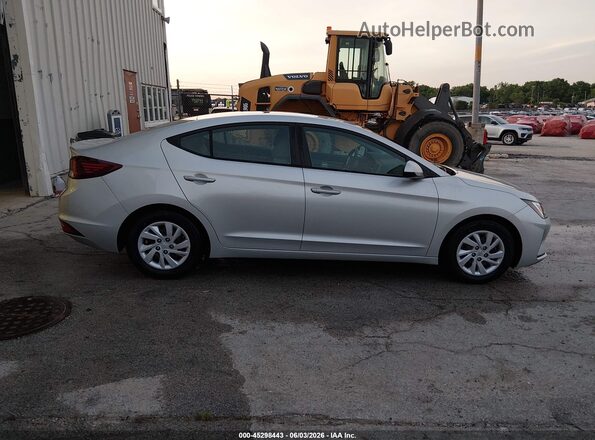 5NPD74LF1KH488496 2019 HYUNDAI ELANTRA Silver Rear interior view