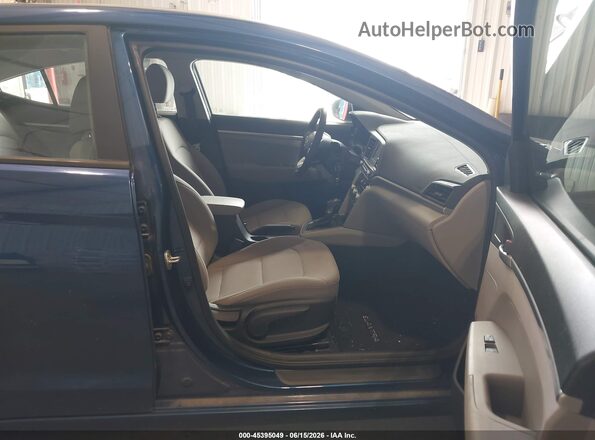 5NPD74LF1LH601123 2020 HYUNDAI ELANTRA  Вид салона спереди