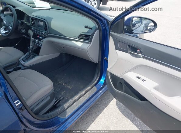 5NPD74LF1LH616351 2020 HYUNDAI ELANTRA Синий Вид салона спереди