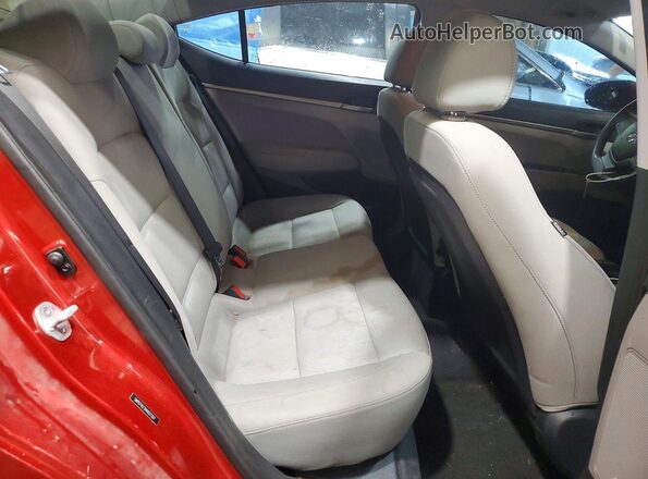 5NPD74LF2HH037327 2017 HYUNDAI ELANTRA Red უკანა სავარძლების ხედი