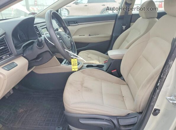 5NPD74LF2HH112608 2017 HYUNDAI ELANTRA Beige Вид салону спереду