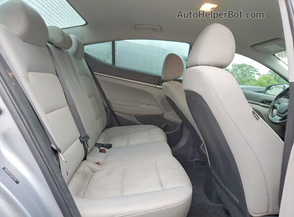 5NPD74LF2HH151957 2017 HYUNDAI ELANTRA Silver უკანა სავარძლების ხედი