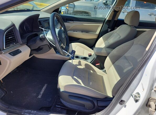5NPD74LF2JH227666 2018 HYUNDAI ELANTRA White Vista interior delantera