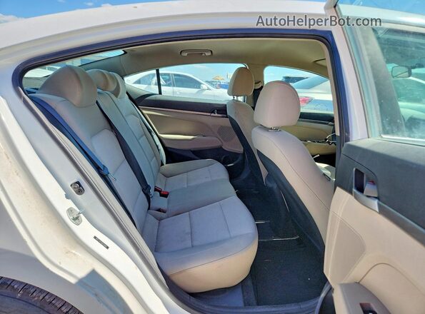 5NPD74LF2JH227666 2018 HYUNDAI ELANTRA White Vista de los asientos traseros