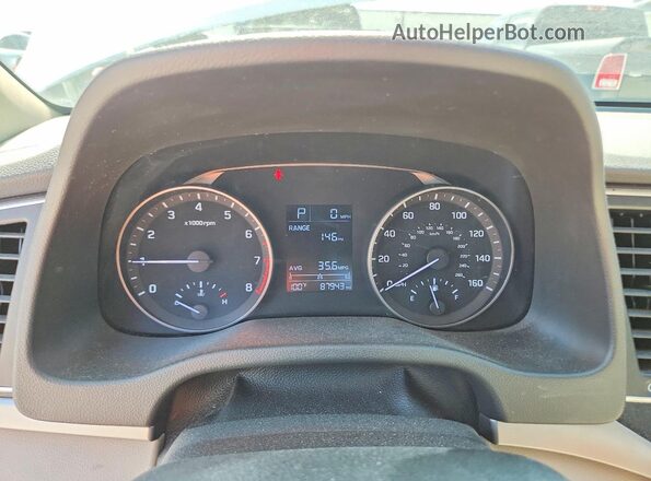 5NPD74LF2JH227666 2018 HYUNDAI ELANTRA White Vista del cuadro de instrumentos