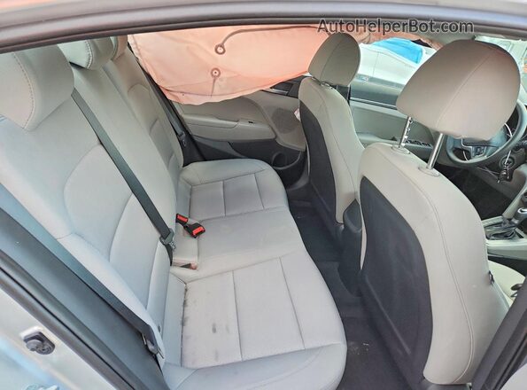5NPD74LF2JH278245 2018 HYUNDAI ELANTRA Silver Vista de los asientos traseros