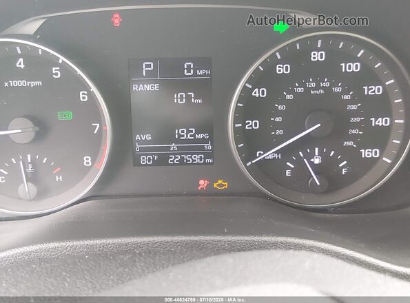 5NPD74LF3HH132897 2017 HYUNDAI ELANTRA Red 