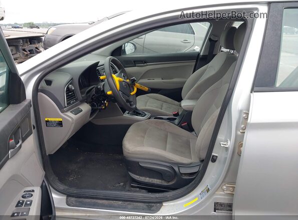5NPD74LF3HH192405 2017 HYUNDAI ELANTRA Silver Front interior view