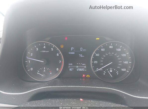 5NPD74LF3HH200275 2017 HYUNDAI ELANTRA Silver უკანა სავარძლების ხედი