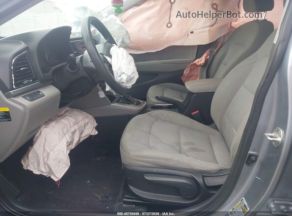 5NPD74LF3HH200275 2017 HYUNDAI ELANTRA Silver წინა სალონის ხედი