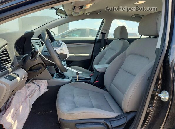 5NPD74LF3JH222041 2018 HYUNDAI ELANTRA Charcoal Front interior view