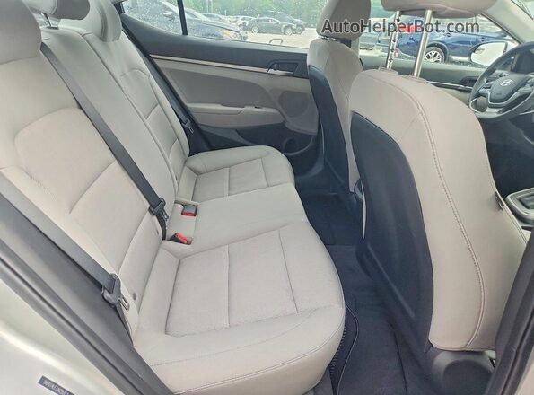 5NPD74LF3JH255153 2018 HYUNDAI ELANTRA Silver უკანა სავარძლების ხედი