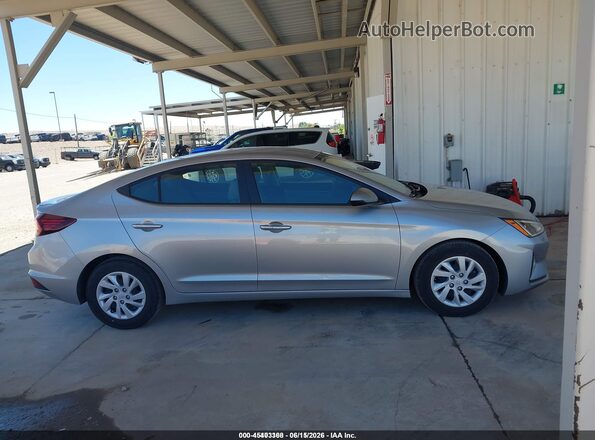 5NPD74LF3LH613998 2020 HYUNDAI ELANTRA Серебряный Вид задней части салона