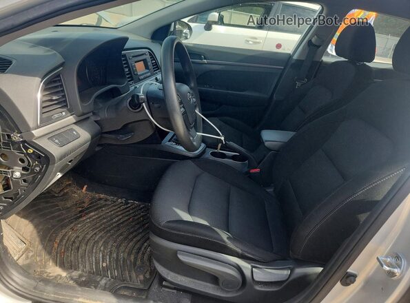 5NPD74LF4HH158828 2017 HYUNDAI ELANTRA Silver Widok wnętrza z przodu