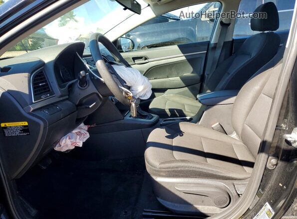 5NPD74LF4JH233744 2018 HYUNDAI ELANTRA Black Вид салону спереду