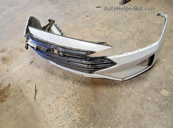 5NPD74LF4KH415901 2019 HYUNDAI ELANTRA Белый Вид подкапотного пространства