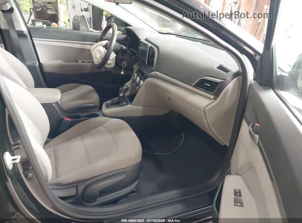 5NPD74LF4KH421374 2019 HYUNDAI ELANTRA Black Front interior view