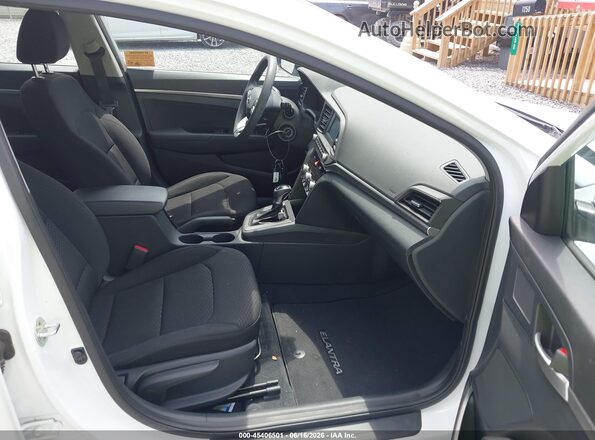 5NPD74LF4LH600466 2020 HYUNDAI ELANTRA White Front interior view
