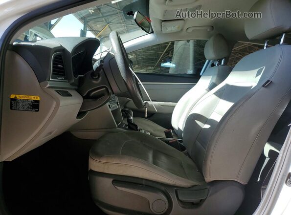 5NPD74LF5HH091706 2017 HYUNDAI ELANTRA White Սալոնի դիմացի տեսք