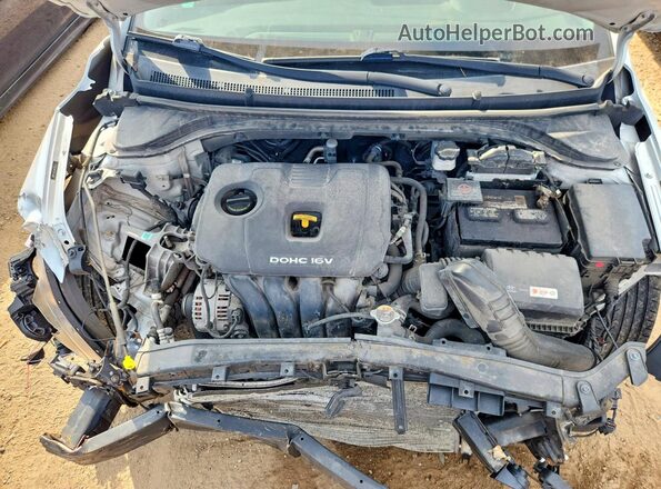 5NPD74LF5HH158501 2017 HYUNDAI ELANTRA Silver უკანა სალონის ხედი