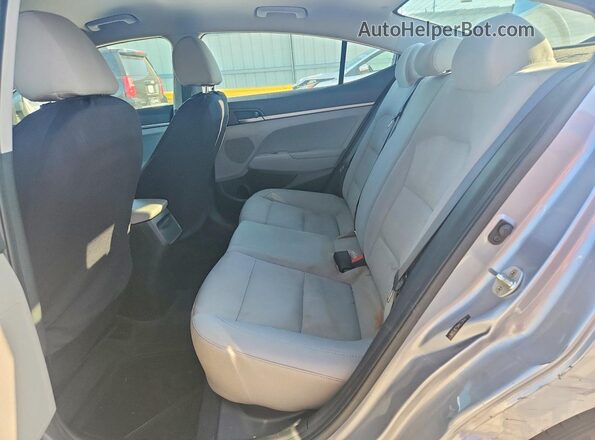 5NPD74LF5HH172642 2017 HYUNDAI ELANTRA Silver Widok tylnych siedzeń